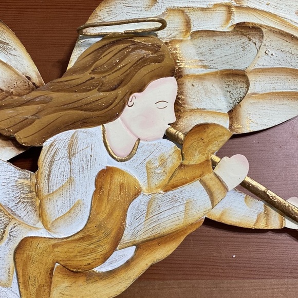 Wall angle home decor - Picture 2 of 9